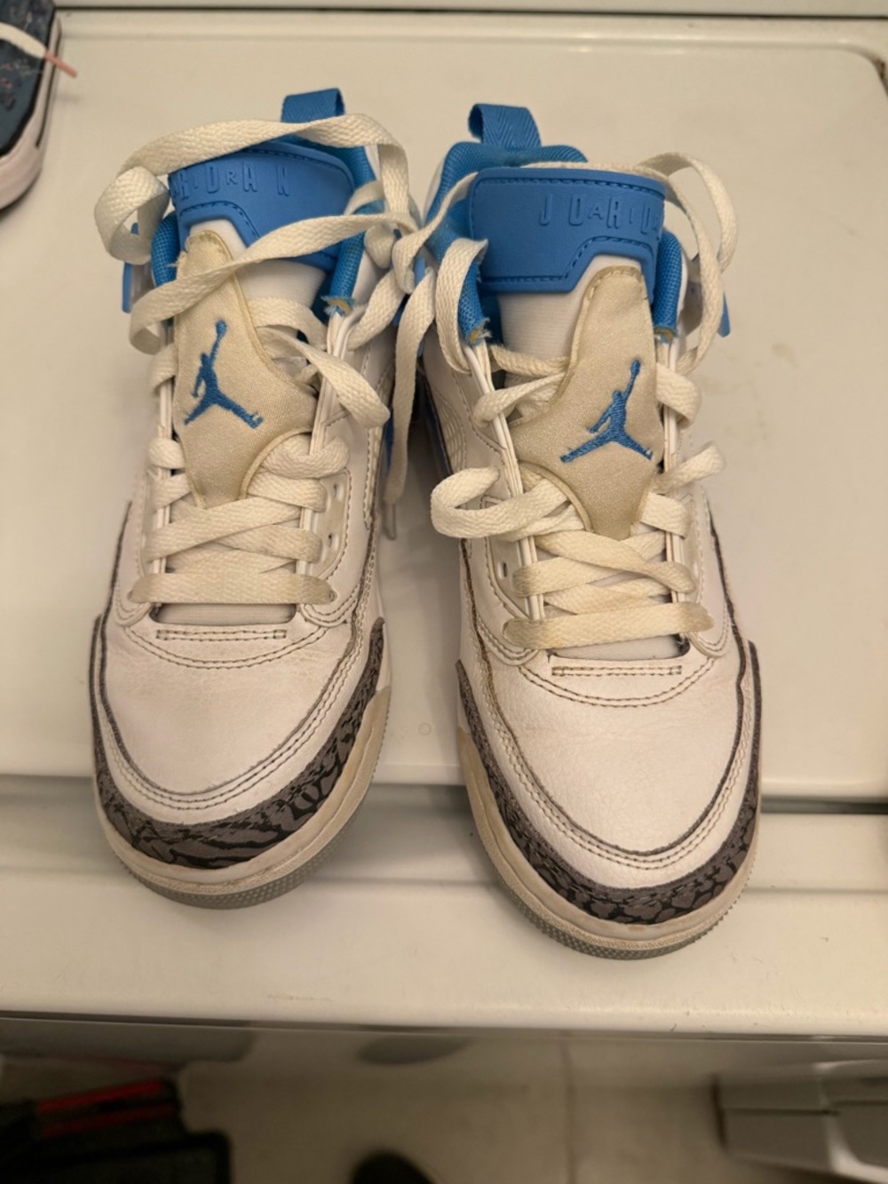 Jordan Kids White and University Blue Low-Top Sneakers